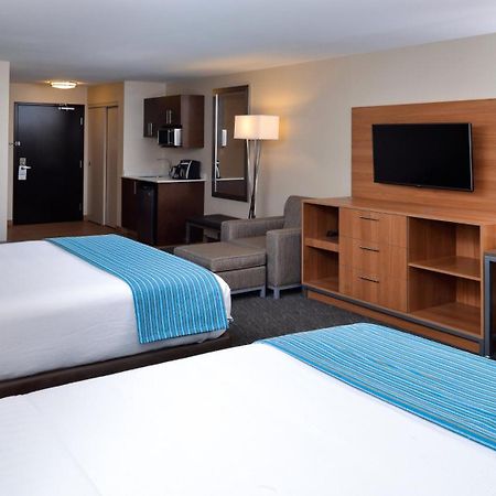 Holiday Inn Hotel&Suites Edmonton Airport Conference Centre Nisku Exterior foto