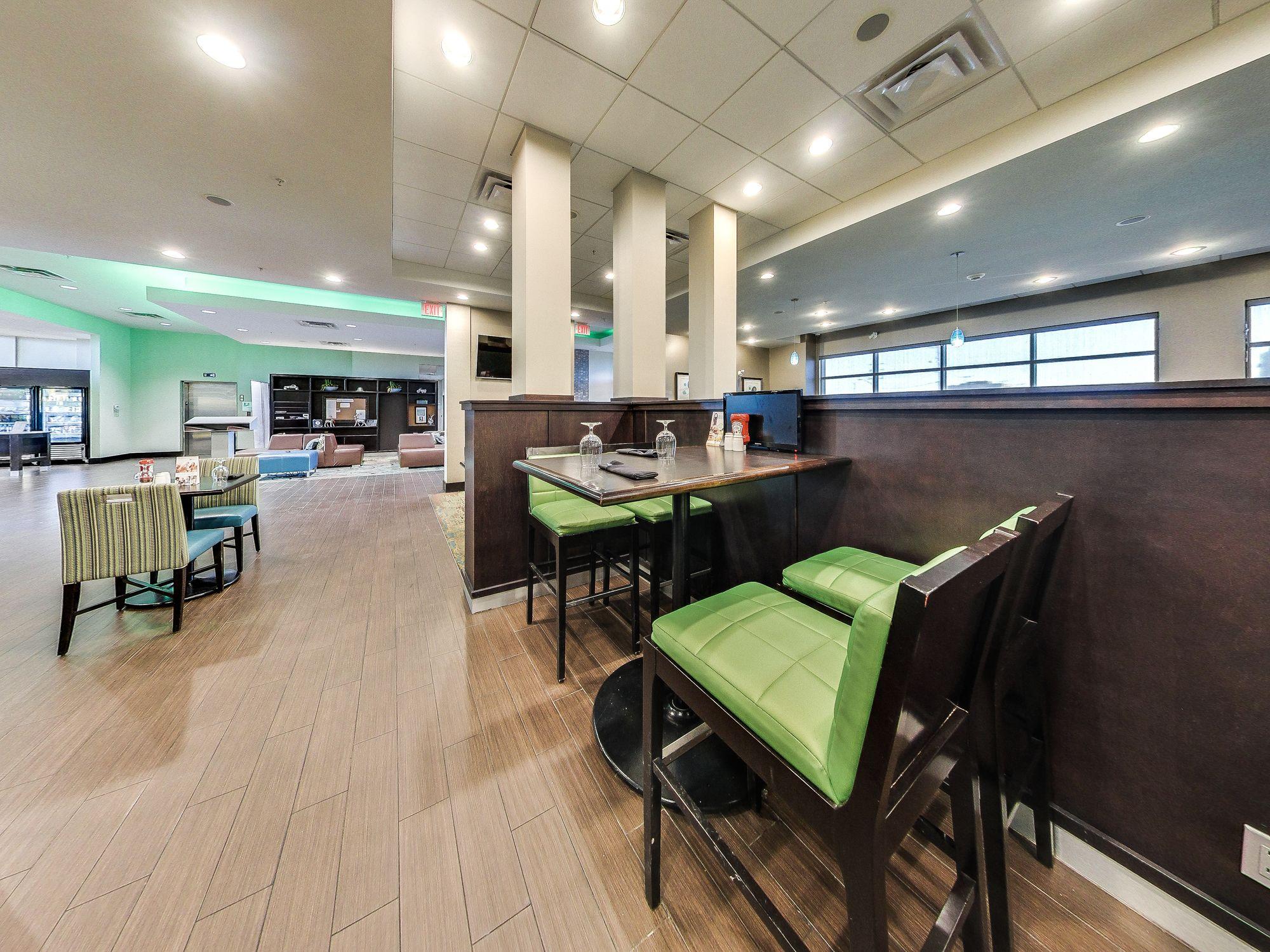 Holiday Inn Hotel&Suites Edmonton Airport Conference Centre Nisku Exterior foto